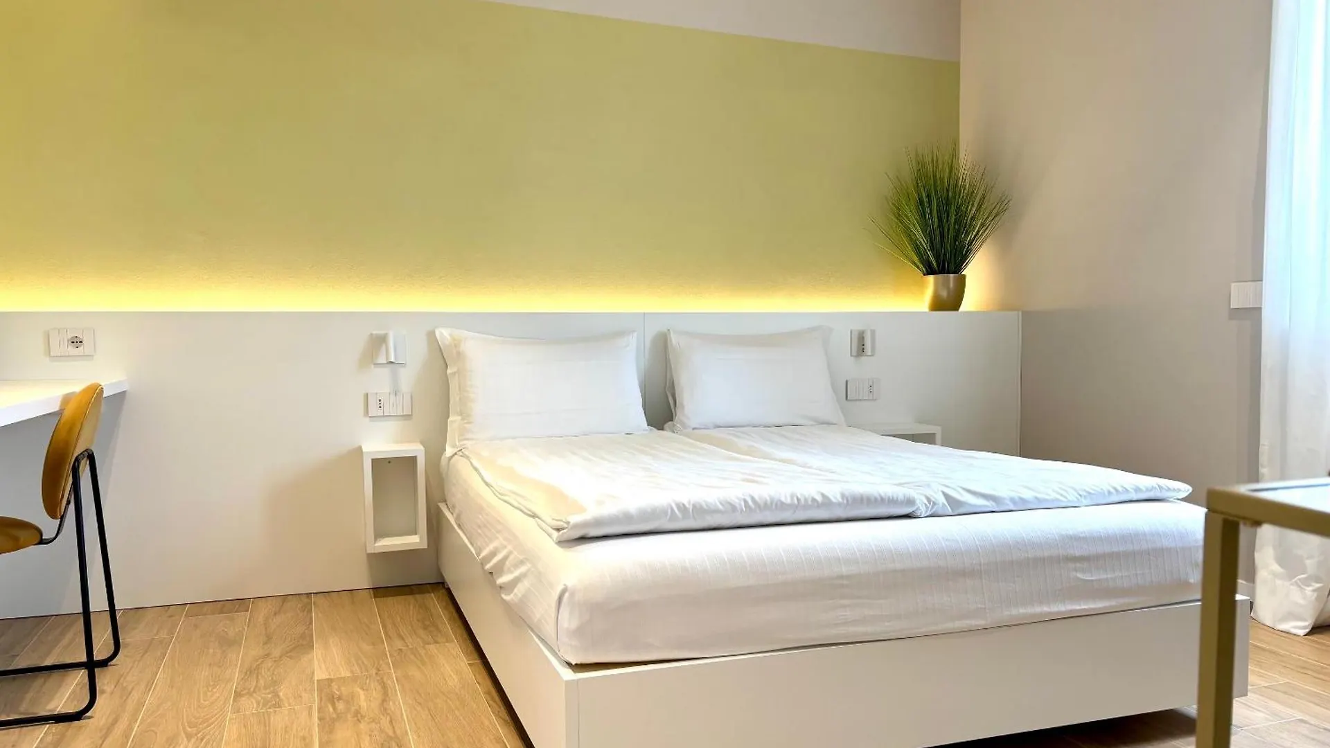 Palazzo Betteloni Apartamento Bardolino 0*,